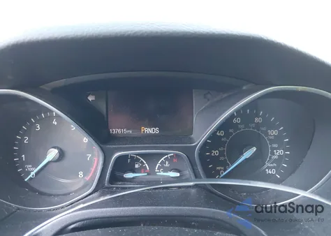 2016 Ford Focus Se z USA, uszkodzony, nr VIN 1FADP3F20GL205890